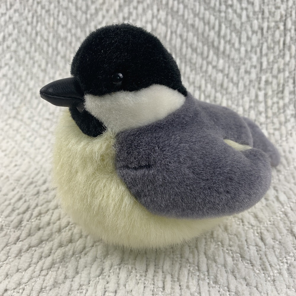 K & M International Audubon Black Capped Chickadee Bird Plush‎ 6" No Sound